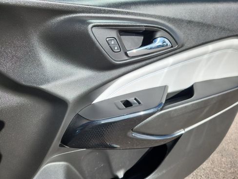 Used 2024 Chevrolet Trax LT w/ Driver Confidence Package image 14