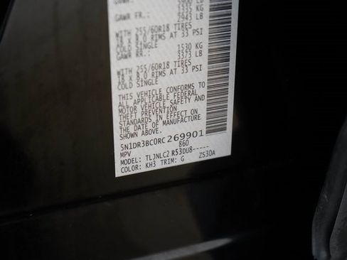 Used 2024 Nissan Pathfinder SV image 31