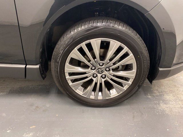 Used 2021 Toyota Venza Limited w/ Advanced Technology Package AWD/4WD image 33