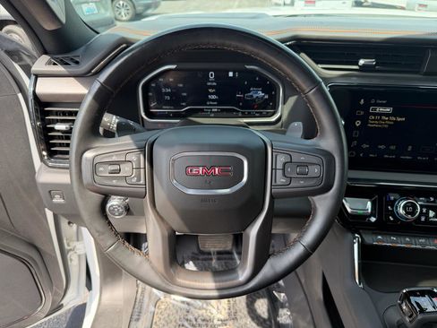 Used 2023 GMC Sierra 1500 AT4 w/ AT4 Preferred Package AWD/4WD image 30