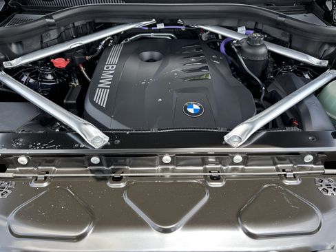 New 2026 BMW X5 xDrive40i w/ M Sport Package AWD/4WD image 36