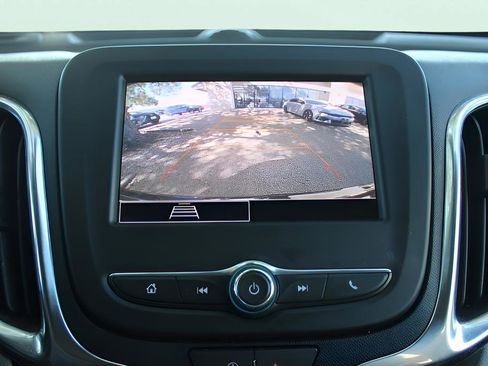 Used 2024 Chevrolet Equinox LT image 23