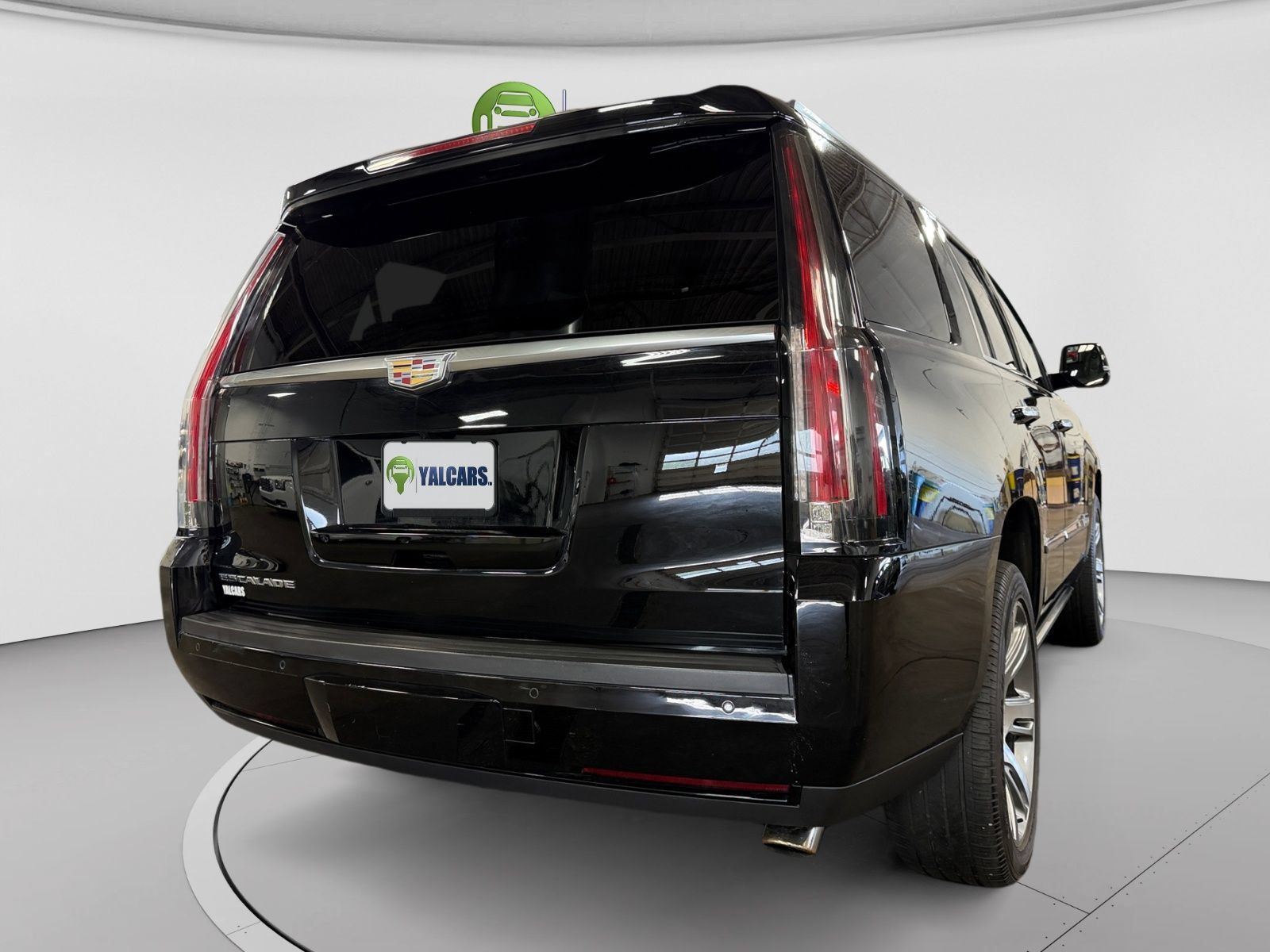 Used 2015 Cadillac Escalade Premium AWD/4WD image 10