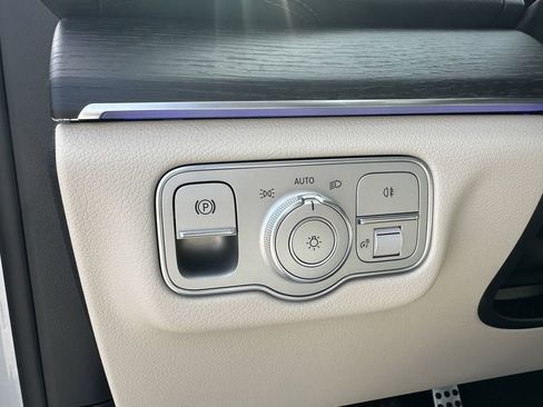 New 2026 Mercedes-Benz GLS 450 4MATIC image 36