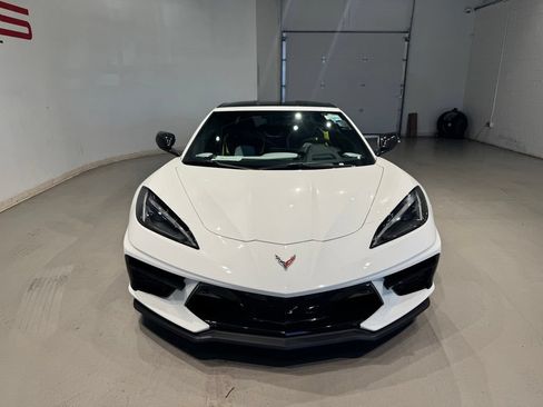 Used 2021 Chevrolet Corvette Stingray Premium Cpe w/ Z51 Performance Package RWD image 3