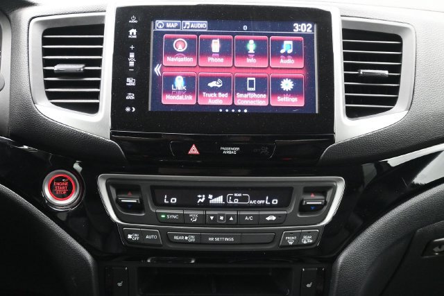 Certified 2020 Honda Ridgeline Black Edition image 25