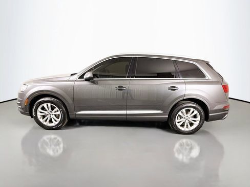 Used 2019 Audi Q7 3.0T Premium w/ Cold Weather Package image 4