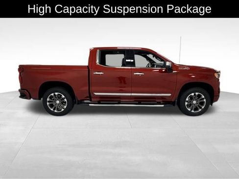 Certified 2024 Chevrolet Silverado 1500 High Country w/ Technology Package image 7