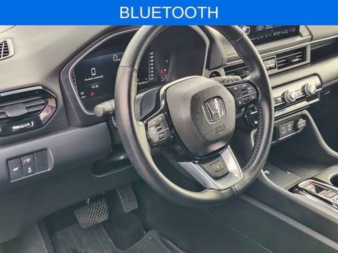 Used 2023 Honda Pilot Elite image 2