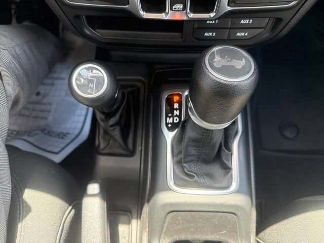 Used 2022 Jeep Wrangler Unlimited Sport AWD/4WD image 22