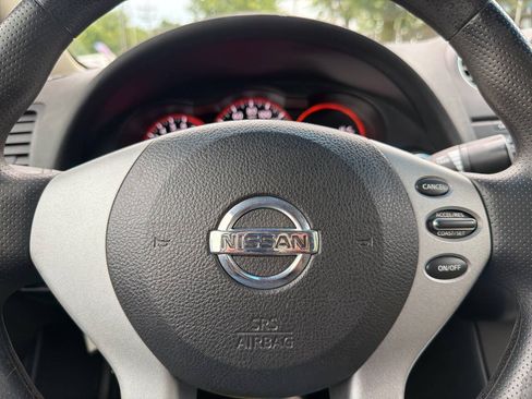 Used 2009 Nissan Altima 2.5 S FWD image 9
