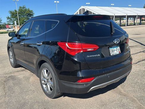 Used 2015 Hyundai Santa Fe Sport 2.0T w/ Option Group 05 AWD/4WD image 10