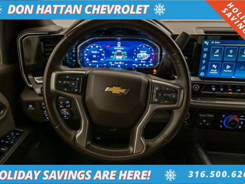 Used 2024 Chevrolet Silverado 2500 LTZ w/ LTZ Convenience Package image 6