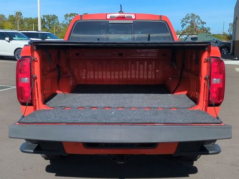 Used 2021 Chevrolet Colorado LT w/ Safety Package image 12