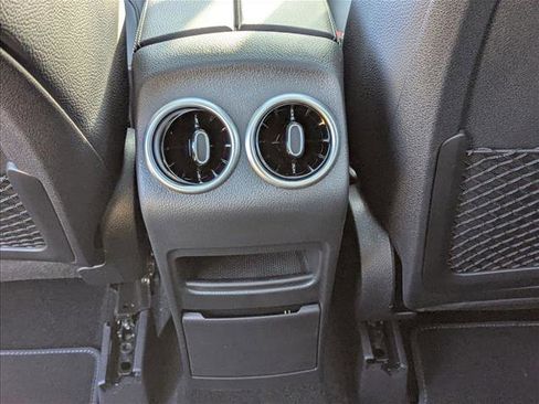 New 2026 Mercedes-Benz GLB 250 image 13