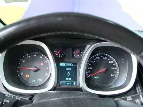 Used 2014 Chevrolet Equinox LT w/ Safety Package image 16