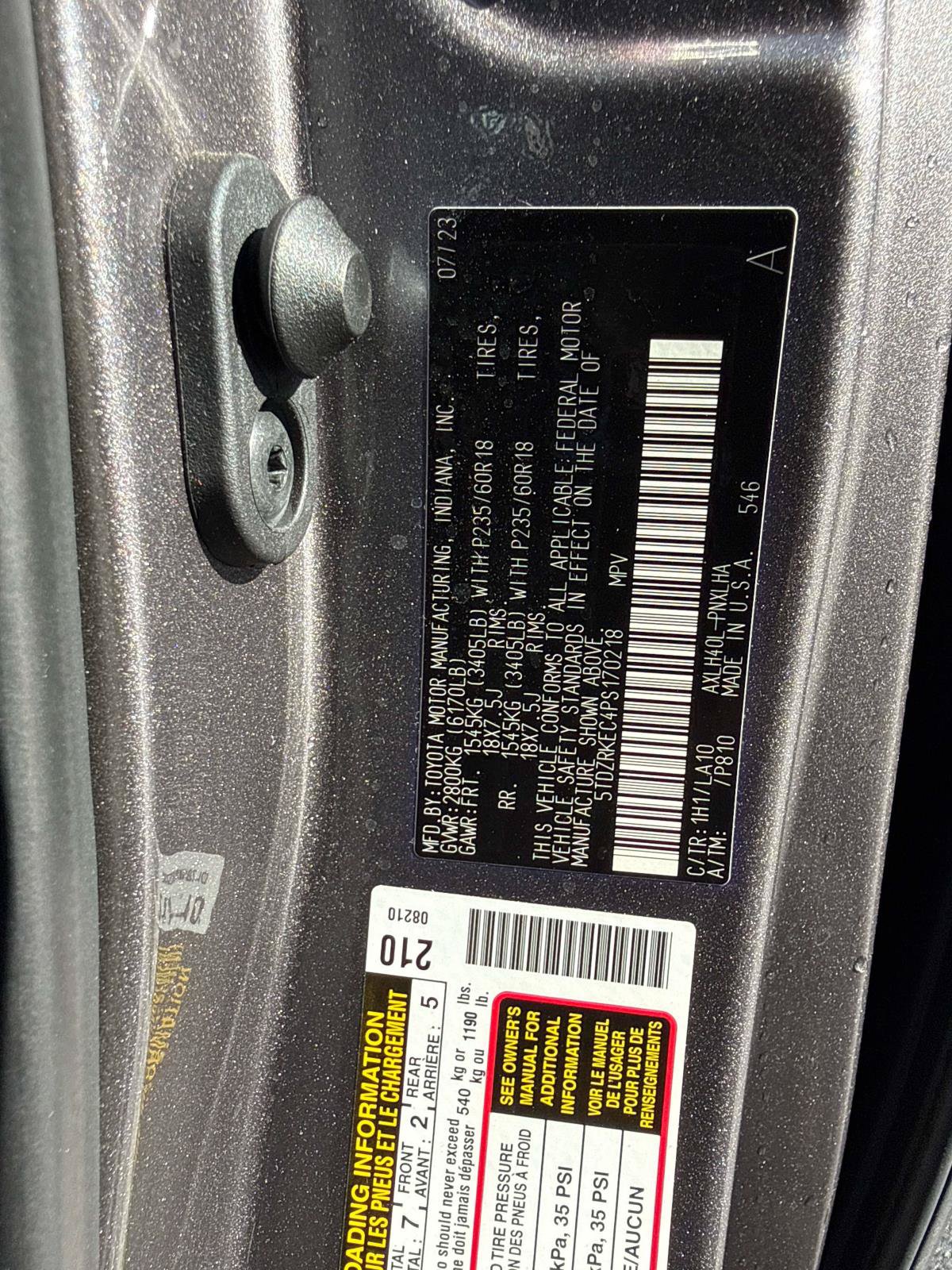 Used 2023 Toyota Sienna Limited FWD image 29