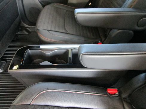 Used 2024 Nissan Pathfinder Rock Creek AWD/4WD image 21