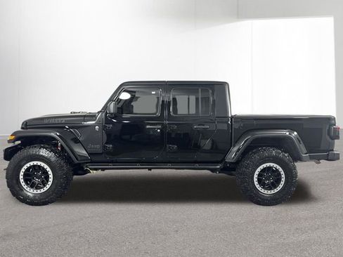 Used 2023 Jeep Gladiator Willys image 29
