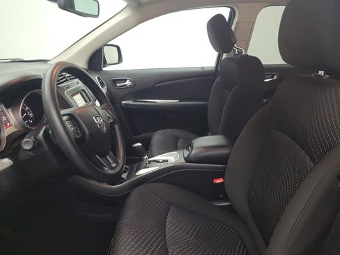 Used 2020 Dodge Journey SE FWD image 17