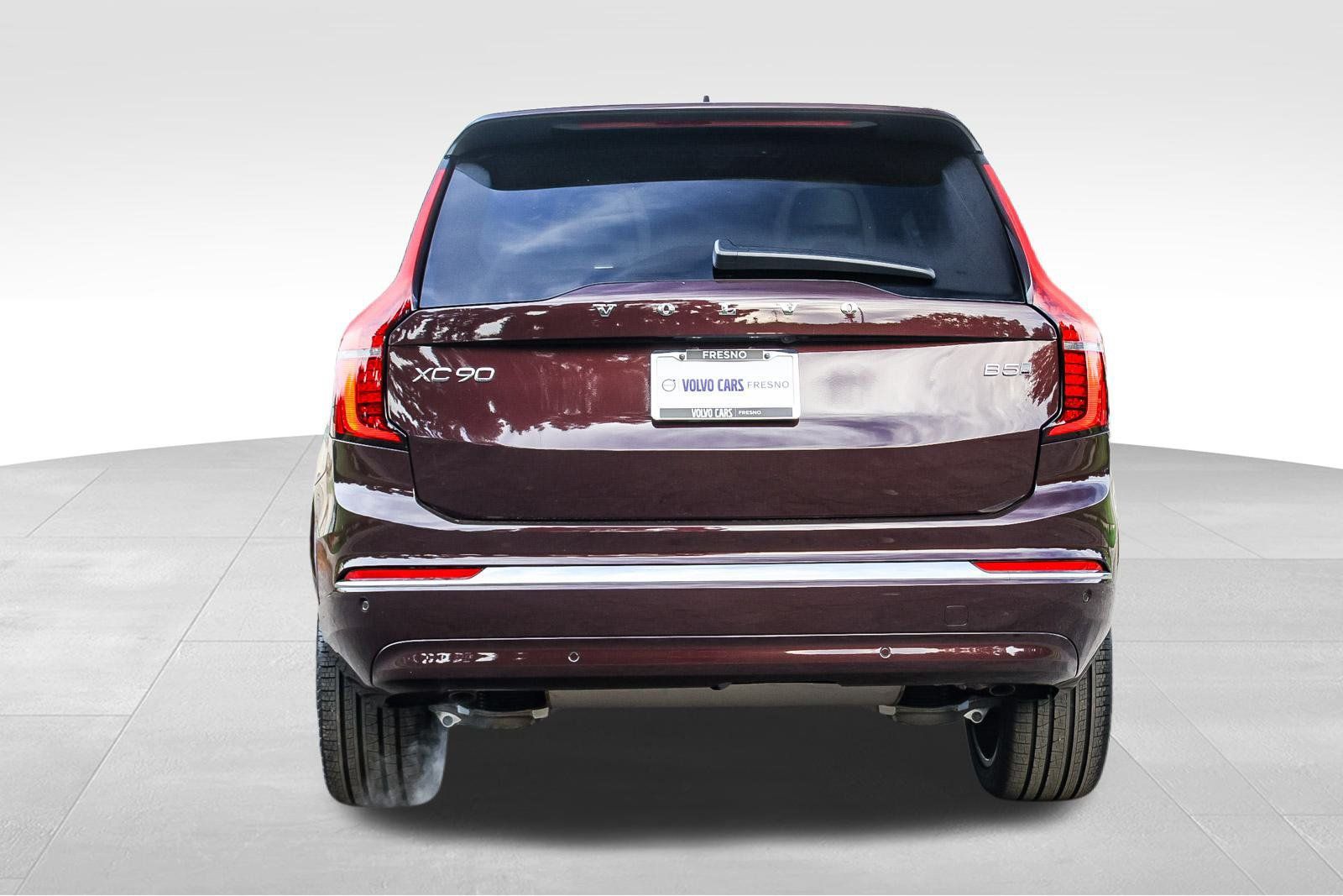 Used 2026 Volvo XC90 B5 Plus w/ Protection Package AWD/4WD image 6