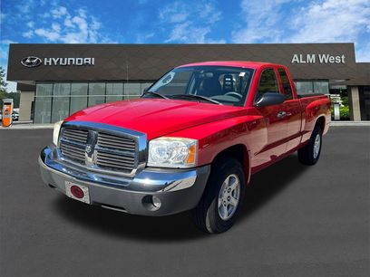 Used 2005 Dodge Dakota SLT