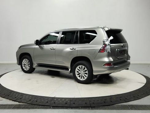 Used 2023 Lexus GX 460 Premium w/ Premium Package AWD/4WD image 6