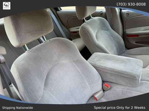 Used 2002 Chrysler Concorde LX FWD image 25