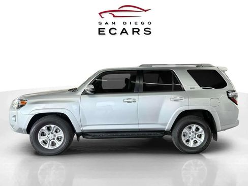 Used 2018 Toyota 4Runner SR5 image 8