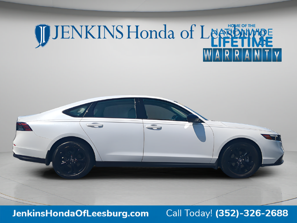 Used 2025 Honda Accord SE image 3