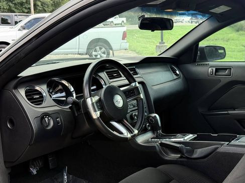 Used 2014 Ford Mustang Coupe RWD image 12
