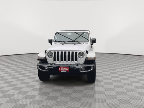 Used 2018 Jeep Wrangler Unlimited Sahara image 32