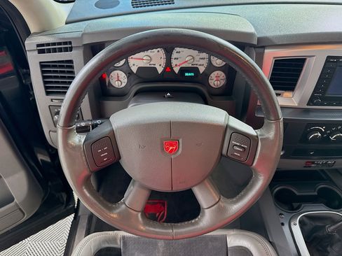 Used 2006 Dodge Ram 1500 Truck 2WD Regular Cab w/ Communication Pkg image 19