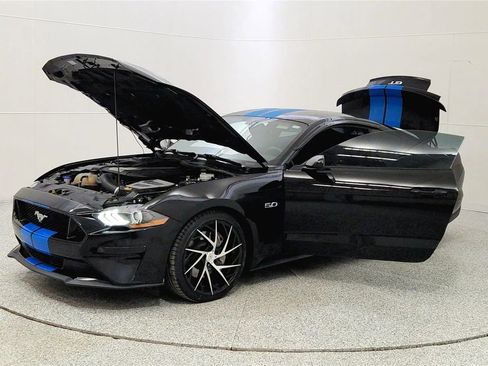 Used 2020 Ford Mustang GT image 7
