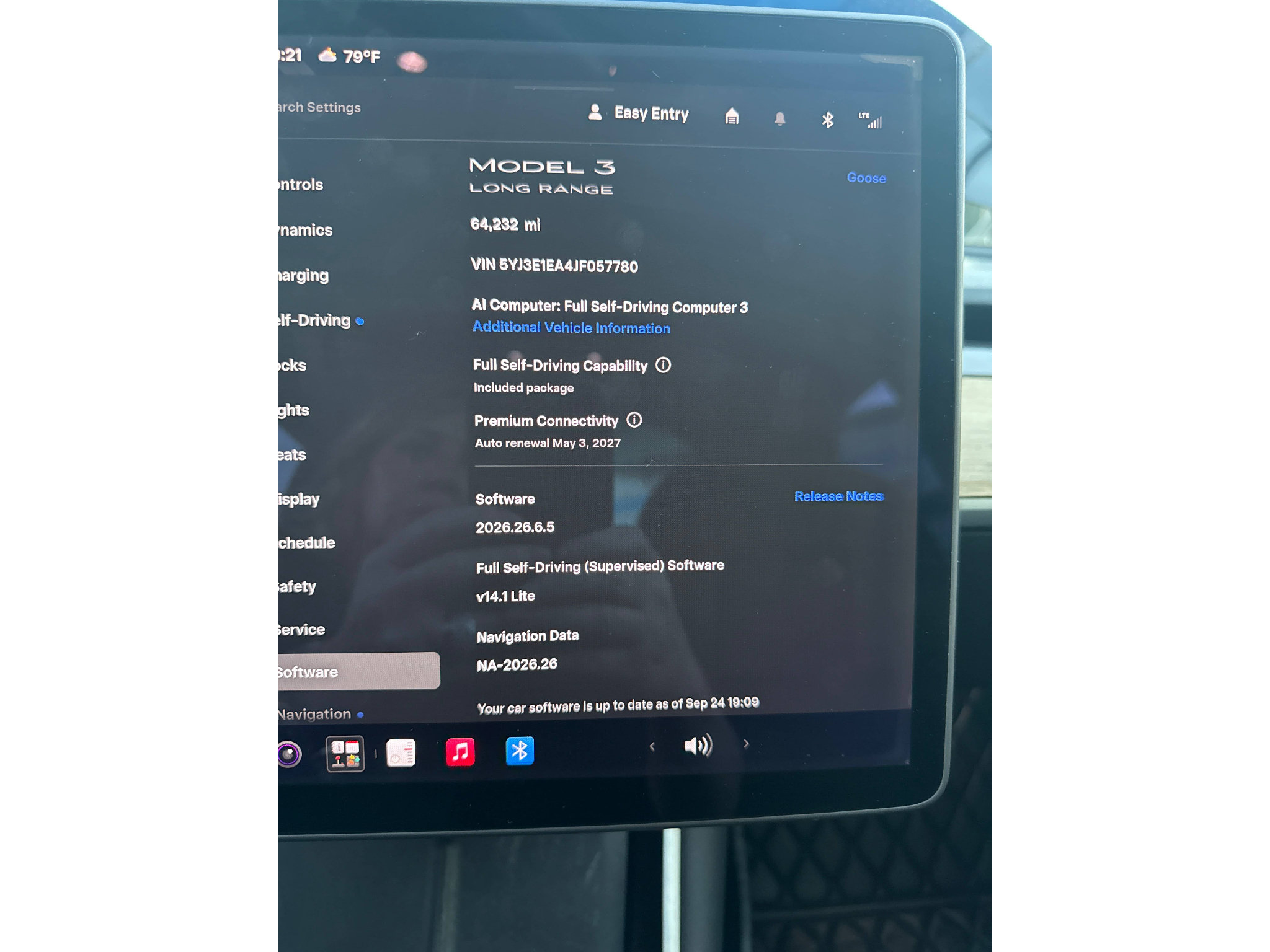 Used 2018 Tesla Model 3 Long Range RWD image 10