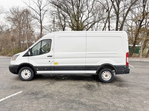 Used 2019 Ford Transit 150 148 Medium Roof image 8