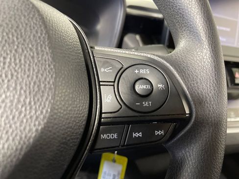 Certified 2022 Toyota Corolla LE image 27