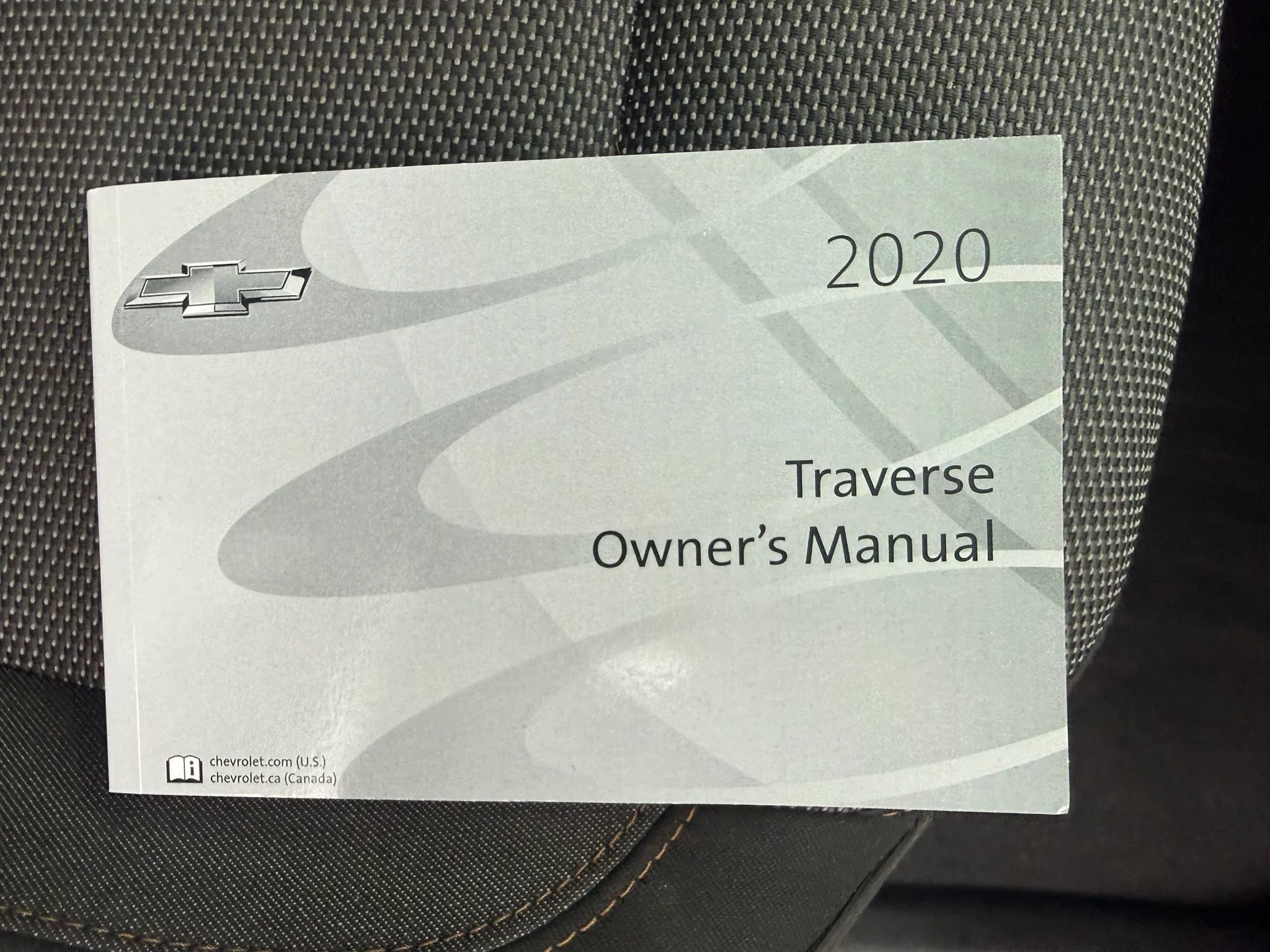 Used 2020 Chevrolet Traverse LT FWD image 36