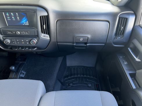 Used 2018 Chevrolet Silverado 1500 Custom w/ LPO, Black Pack AWD/4WD image 31