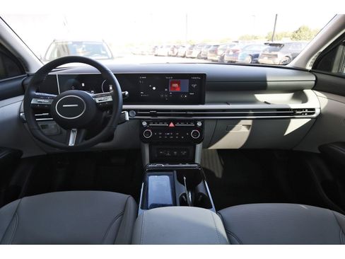 Used 2025 Hyundai Tucson SEL AWD/4WD image 10