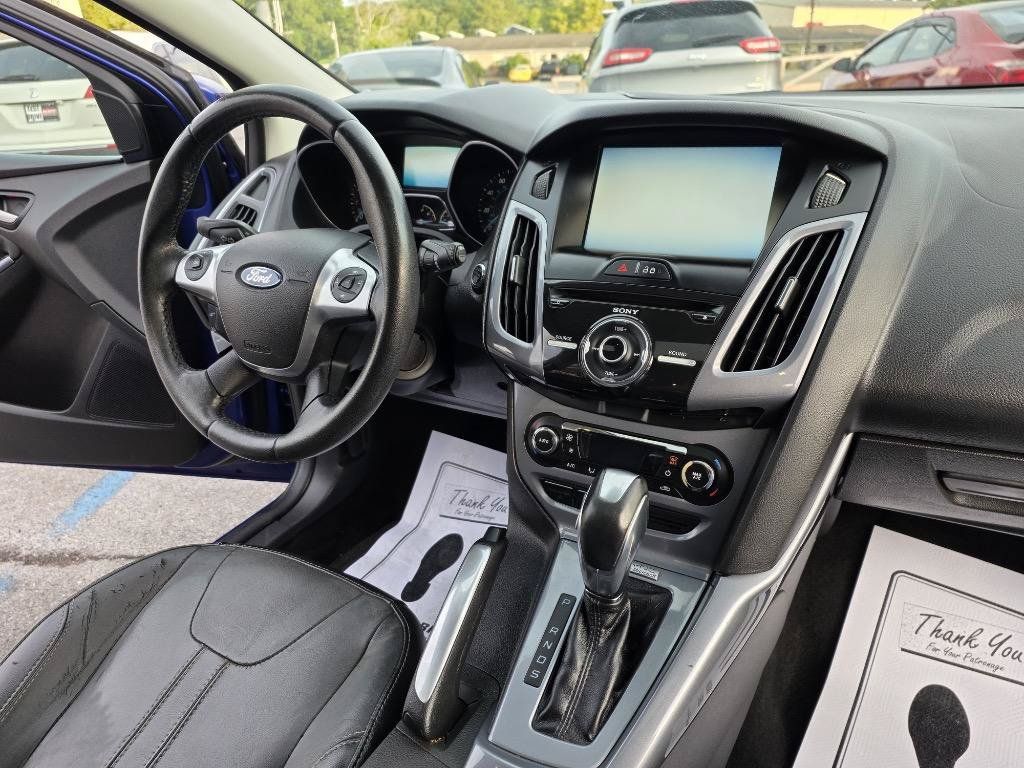 Used 2014 Ford Focus Titanium FWD image 42