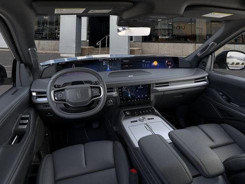 New 2026 Lincoln Navigator Reserve AWD/4WD image 9