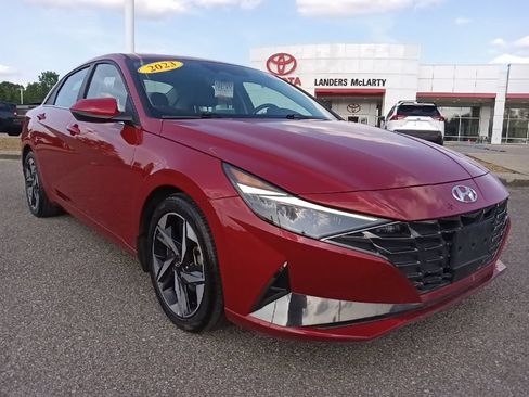 Used 2023 Hyundai Elantra Limited FWD image 1