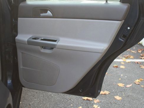 Used 2008 Volvo V50 T5 image 17