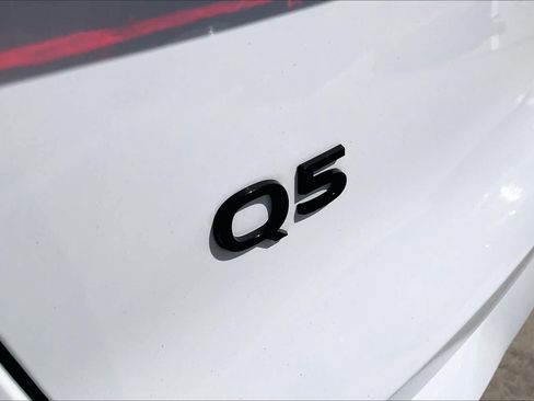 Used 2025 Audi Q5 Premium Plus AWD/4WD image 31