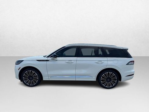 Used 2026 Lincoln Aviator Black Label w/ Dynamic Handling Package AWD/4WD image 8