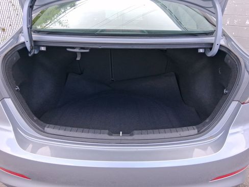 Used 2017 Hyundai Elantra Value Edition w/ Cargo Package FWD image 29