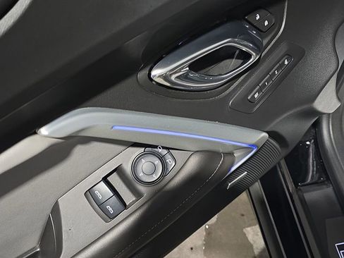 Used 2017 Chevrolet Camaro SS image 18