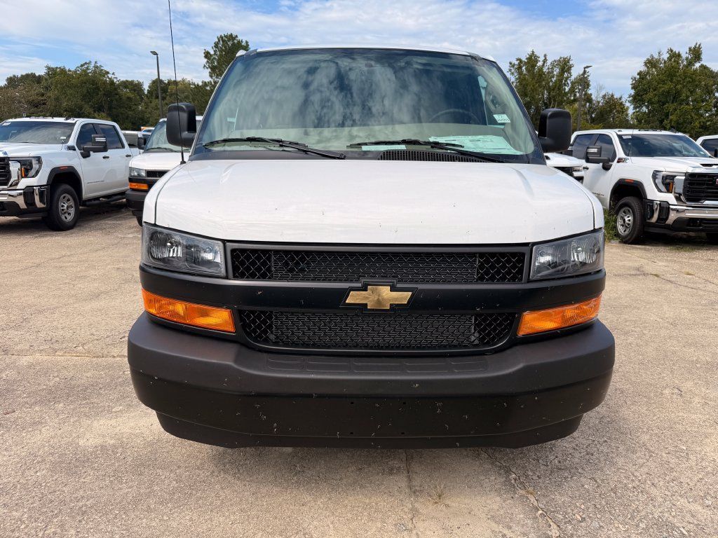 New 2026 Chevrolet Express 2500 w/ Driver Convenience Package RWD image 8