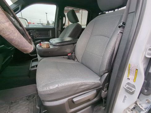 Used 2021 RAM 2500 Tradesman image 9